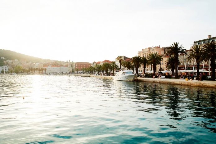 Uitzicht op kade van Split, Kroatië