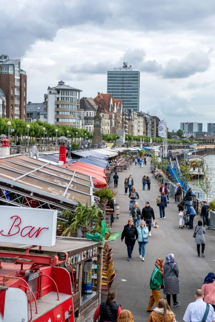Düsseldorf hotspot strand waterkant haven