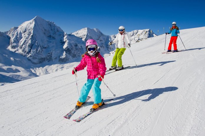 coronamaatregelen in de skigebieden ski bergen winter