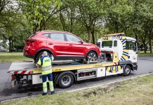 Elektrificatie en ouder wagenpark zorgen voor langere en meer interventies bij VAB elektrische wagen takelen