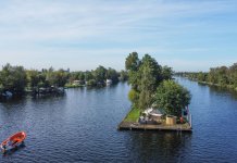 Island Life: jouw privé-eiland vlak bij Amsterdam Island Life Vinkeveense Plassen