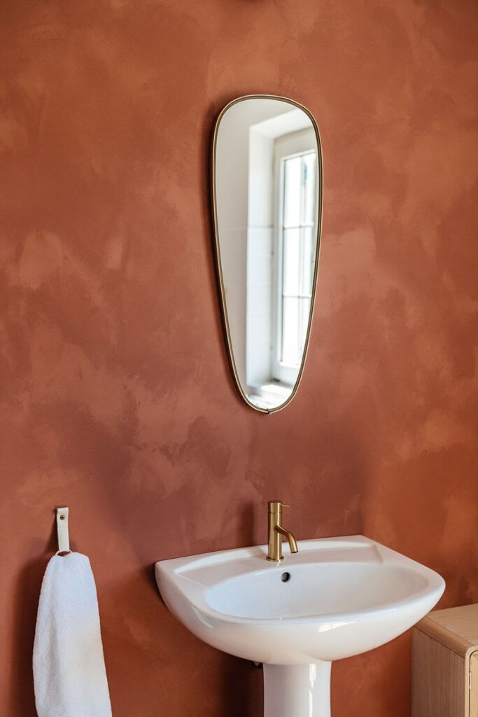 Hier mag je hond mee overnachten in eigen land