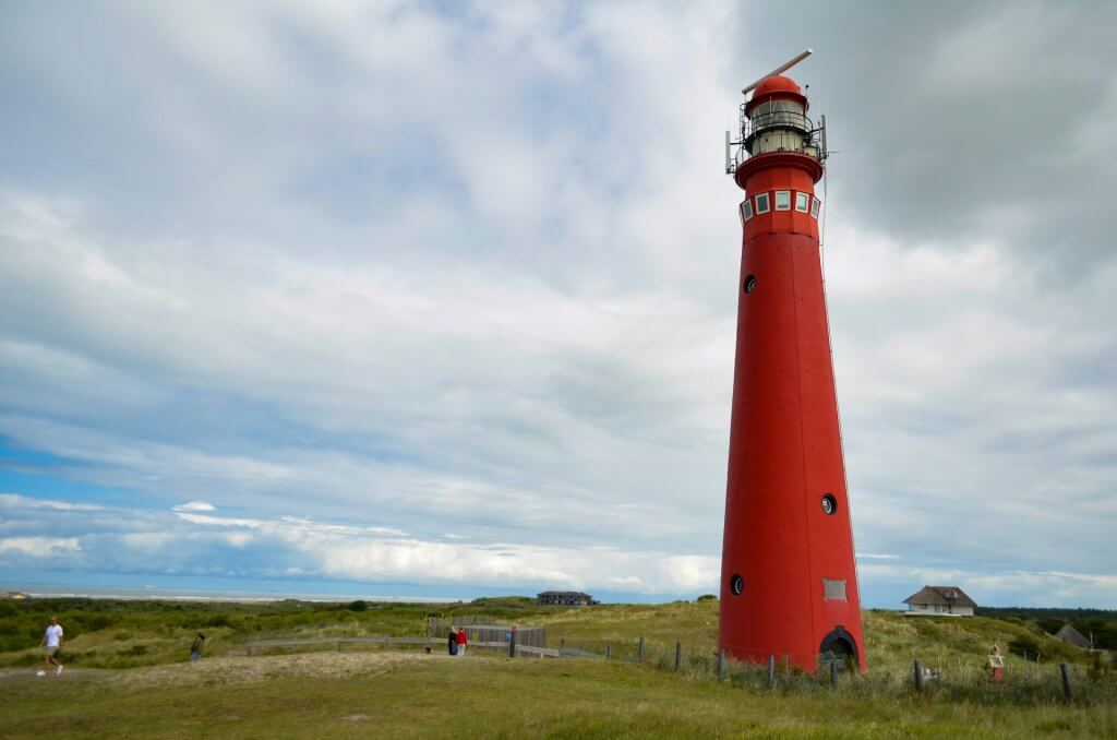 Waddeneilanden Schiermonnikoog vuurtoren duinen wandelen