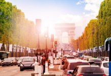 Nieuwe ‘superflitspaal’ in Frankrijk Superflitspaal in Frankrijk