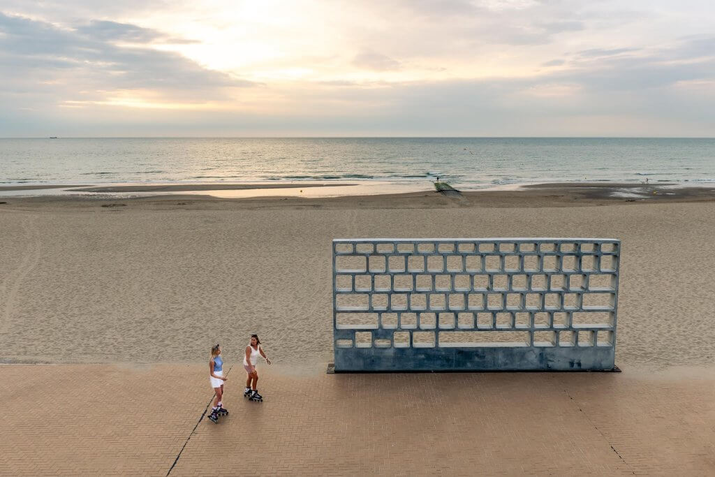 Nieuw aan zee aan de kust