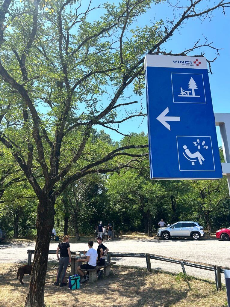 Aires de services Autoroute du Soleil