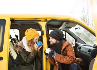 Met de auto op wintervakantie? 8 FAQ’s Met de auto op wintervakantie