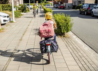 Klaar voor 1 september? Zo fietst je kind veilig naar school