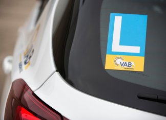 Welk voorlopig rijbewijs B kies je? Alles over M18 en M36 uitgelegd!